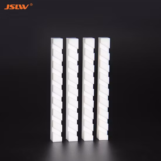 Лезвие из ПТФЭ, изготовленное из проводящей серебряной пасты.